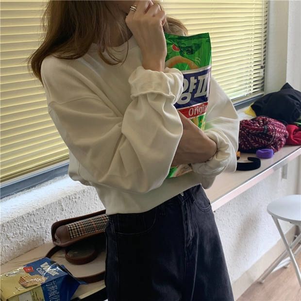 Áo Sweater Ngắn Dáng Rộng Tay Dài Eo Cao Màu Trơn Thời Trang Mùa Đông Phong Cách Hàn Quốc Cho Nữ