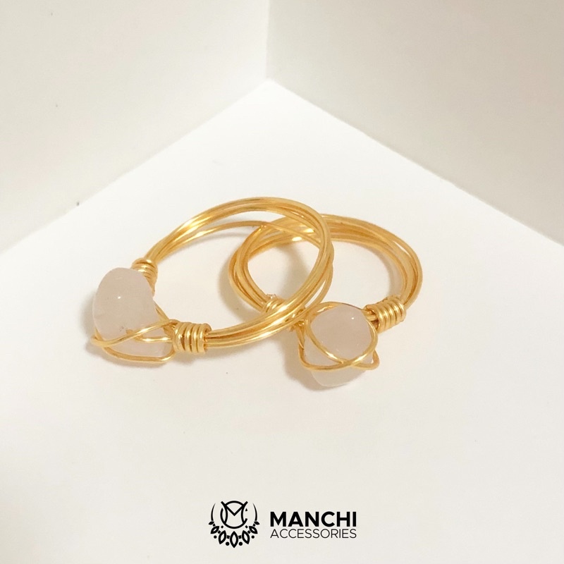 Nhẫn đá Rose Quartz handmade dây vàng đồng/bạc