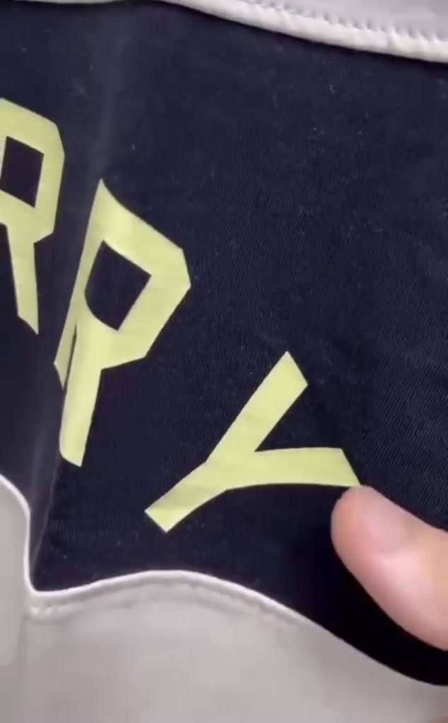 Áo Thun Burberry London Phối Ngang Form Rộng Tay Lỡ Vải Cotton Cao Cấp Mẫu Mới Siêu Hot 2023 | BigBuy360 - bigbuy360.vn