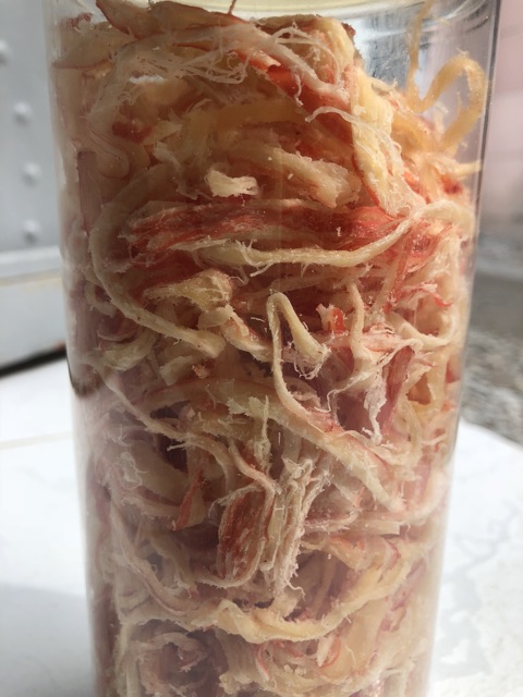 Mực xé sợi hấp nước dừa đóng hũ pet 300gr | BigBuy360 - bigbuy360.vn