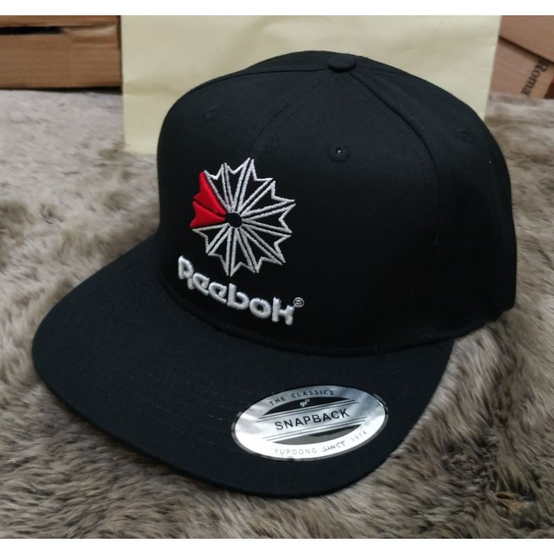 Mũ snapback Reebok RB01