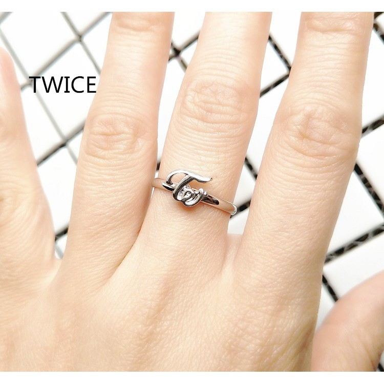 Nhẫn đeo tay thiết kế logo nhóm nhạc BTS TWICE GOT7 WANNA ONE phong cách thời trang