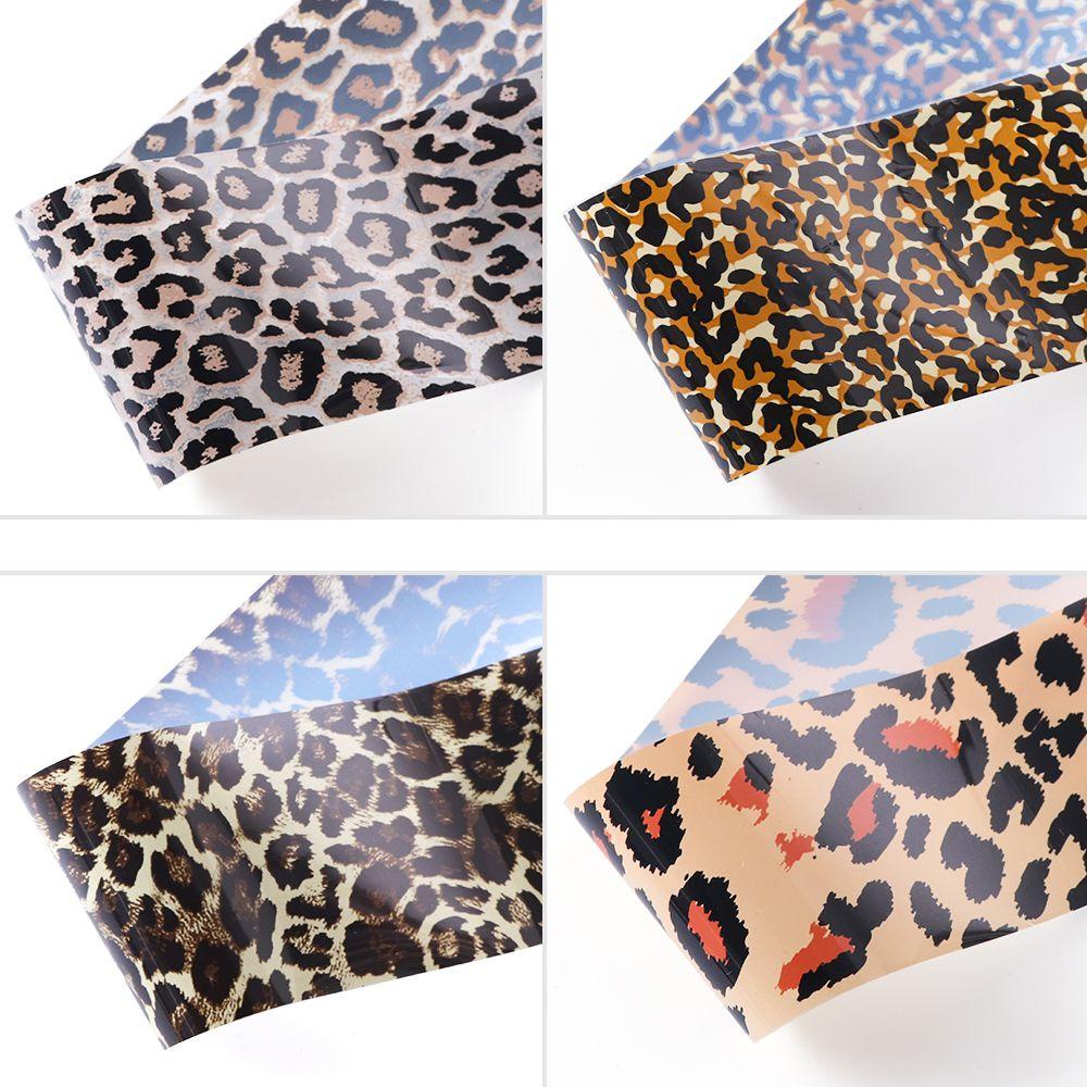 Bộ 4 Tấm Hình Dán Móng Tay Họa Tiết Bầu Trời Sao Quyến Rũ