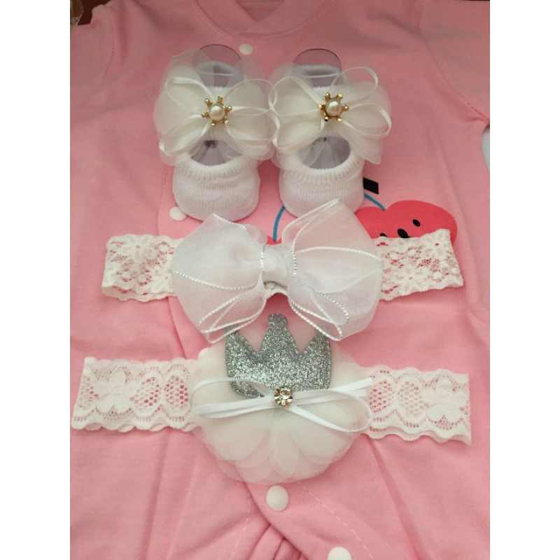 Set đôi tất hài nơ có chống trượt và 2 băng đô cho bé gái