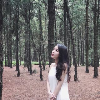 Maxi Yếm Trắng Dập Li