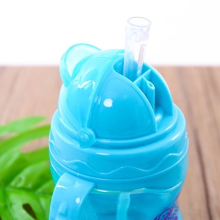 Bình uống nước chống sặc Hàn Quốc