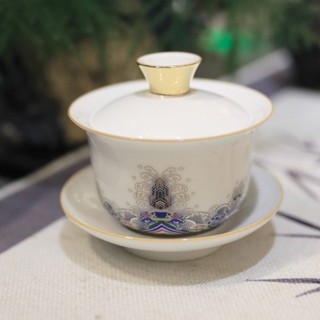 Chén khải men sứ với hoạ tiết hoa văn cung đình, chén khải cung đình, chén khải sứ tráng men hoạ tiết cung đình.