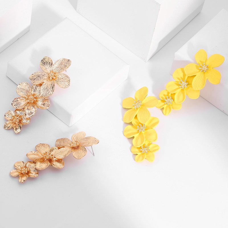 Đôi khuyên tai PINKDUDU PD576 dáng dài nhiều lớp thiết kế hoa phun sơn màu sắc thời trang độc đáo dành cho nữ