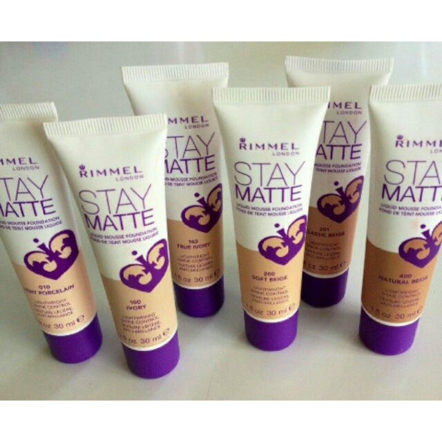 Kem nền Rimmel Mousse