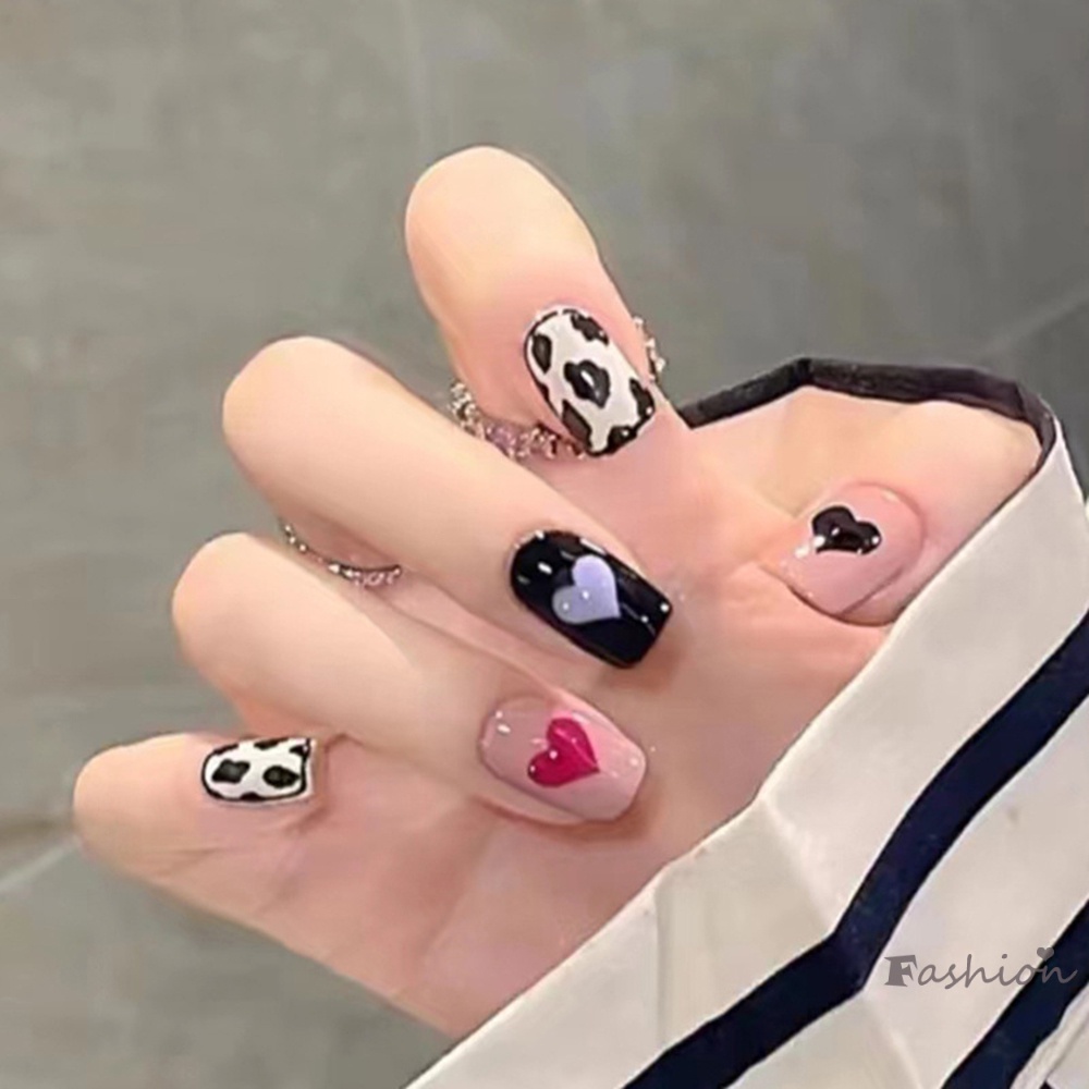 Bộ Móng Tay Giả Họa Tiết Bò Sữa Đáng Yêu Cho Nữ