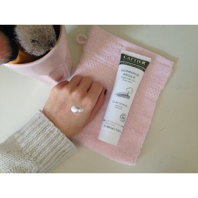 Tẩy da chết Cattier Clay Srub - Pháp