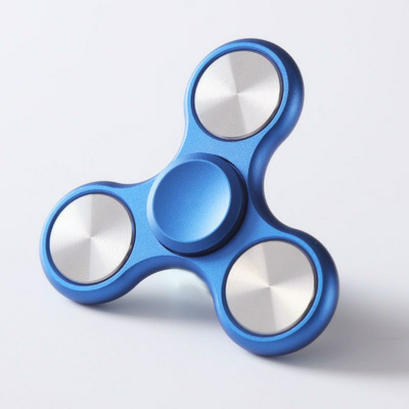 Spinner 3 cánh kim loại