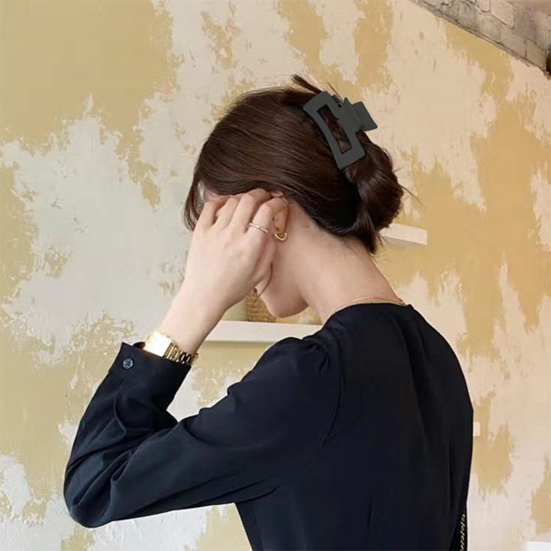 Kẹp Tóc Hình Cua Thiết Kế Đáng Yêu Hợp Thời Trang Cho Nữ