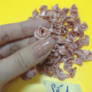 Hoa hồng nhí trang trí áo (Phụ liệu may vá trang trí quần áo may mặc, Handmade, DIY)