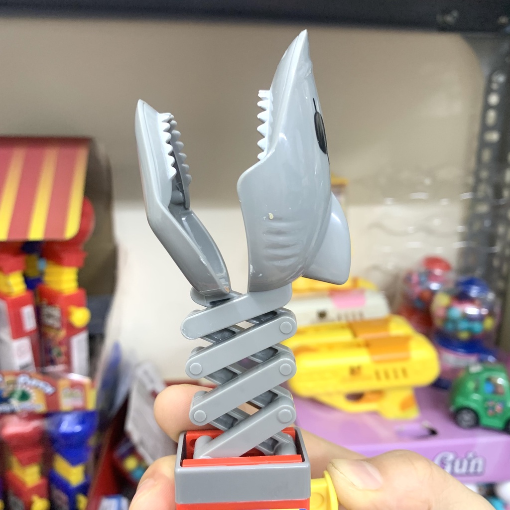 Kẹo đồ chơi trẻ em hình cá mập nhập khẩu Mỹ hãng Kidsmania