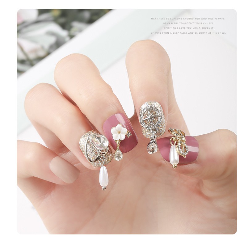 Phụ Kiện Trang Trí Móng Tay Nghệ Thuật Hình Hoa/Mặt Trăng/Ngôi Sao/Ngọc Trai Bằng Hợp Kim Đính Kim Cương Nhân Tạo Mới