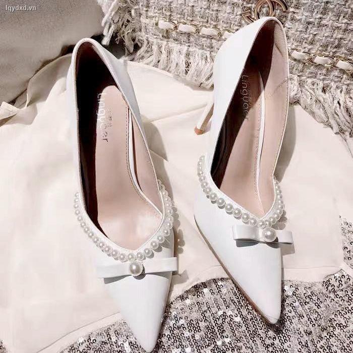 Giày cao gót mũi nhọn đính ngọc trai giả sang trọng cho nữ