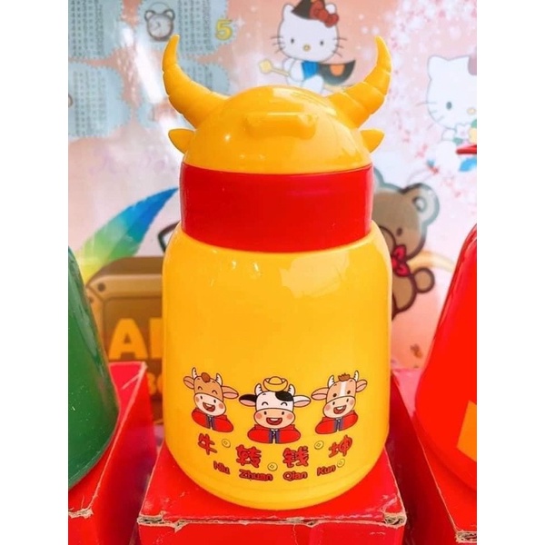 Bình nướcGIADUNGTONGKHO1Bình thủy tinh đựng nước, Lọ silicon cách nhiệt hình con trâu cute phong cách Hàn Quốc