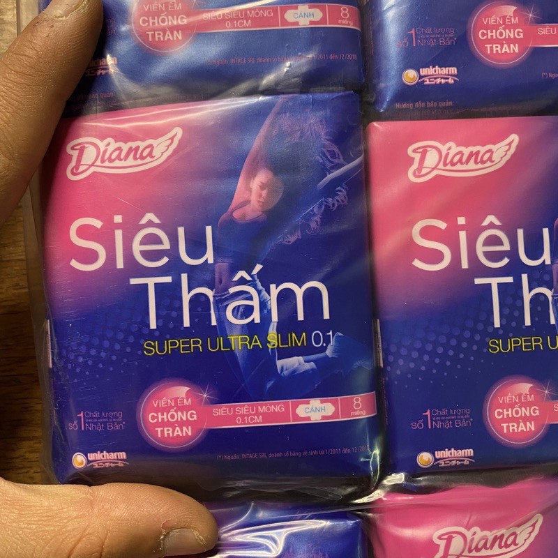 2 Gói Băng Vệ Sinh 💕Diana💕 Siêu Thấm Super Ultra Slim 0.1 Có Cánh (8 miếng/Gói)