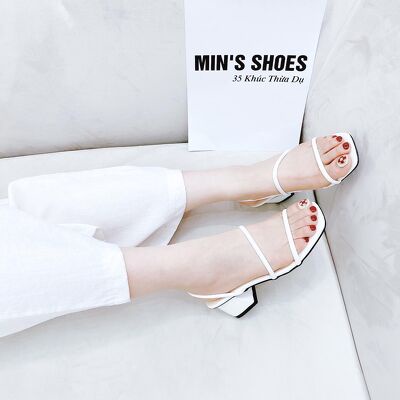 Min's Shoes - Giày Sandal Da Dê Quai Ngang S363