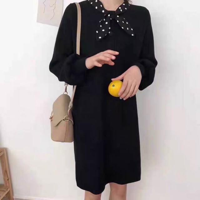 Váy len tăn cổ nơ chấm bi