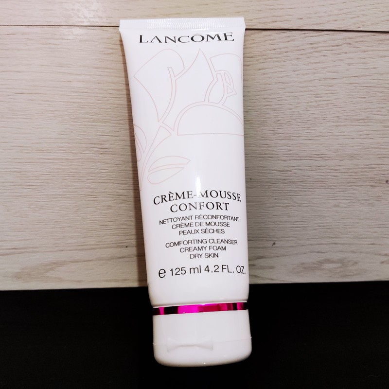 Sữa Rửa Mặt Lancome Dưỡng Ẩm Làm Mềm Da 125ml