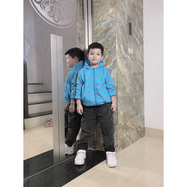 ÁO GIÓ HOẠ TIẾT L-V BÉ TRAI