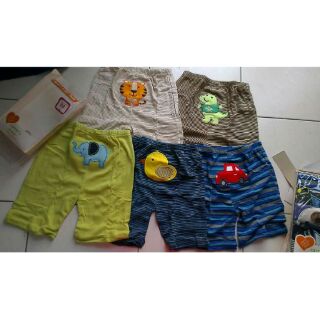 Set 5 quần đùi mông thú carter cho bé yêu