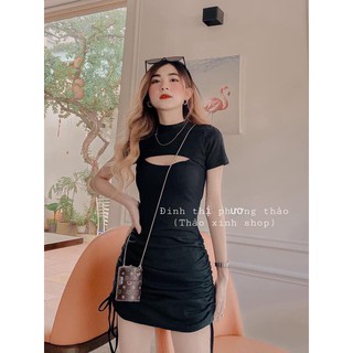 VÁY ĐEN XẺ NGỰC RÚT BÊN HÔNG