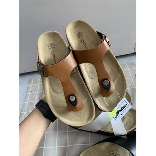 DÉP ĐẾ TRẤU XỎ NGÓN