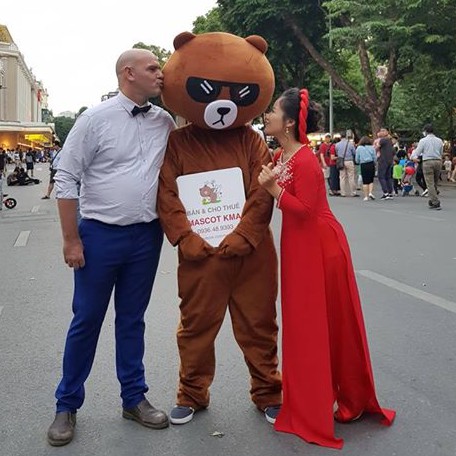 Mascot Gấu Brown - Tặng kèm áo làm mát - Quần áo hoá trang