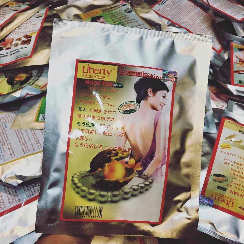 Tắm Trắng Toàn Thân Liberty Nhật Bản 250g