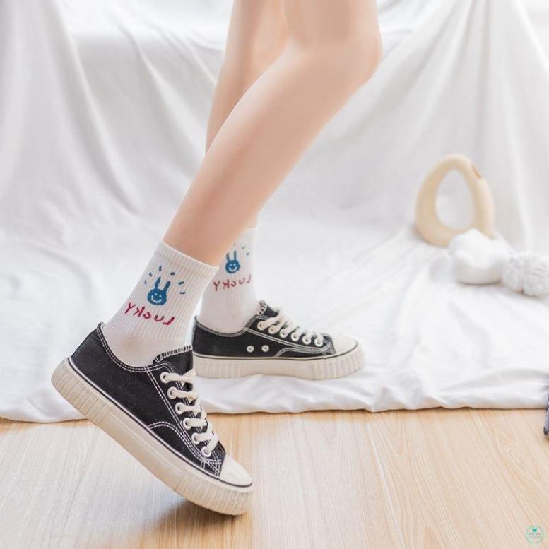 Tất CỔ CAO hình thú màu trắng dành cho bạn nữ trong mùa đông 2021 thời trang xinh xắn ĐƠN GIẢN mà ĐẸP