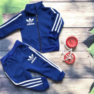 Bộ nỉ khóa Adidas