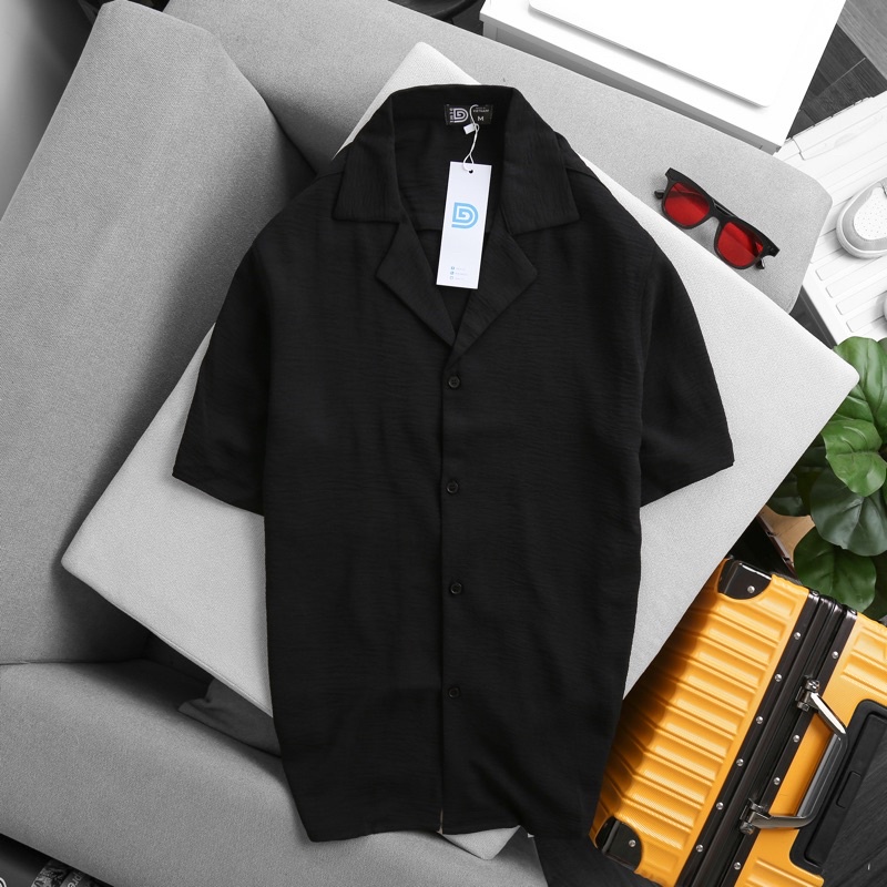 Áo sơ mi nam ngắn tay DEWE, vải đũi trơn thoáng mát, Màu Đen - DEWE Cuban Basic Shirt