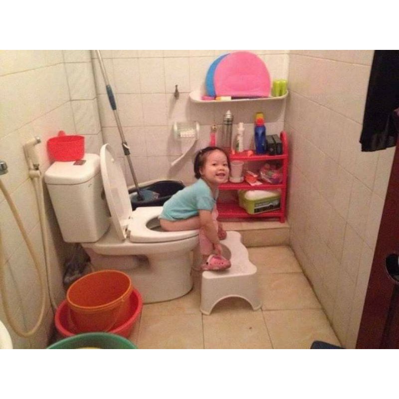 Ghế kê chân toilet chống táo bón - giải pháp tối ưu cho đường ruột