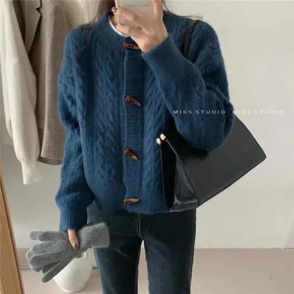 Áo khoác cardigan dệt kim dày dáng rộng phối nút xoắn thời trang đơn giản trẻ trung cho nữ