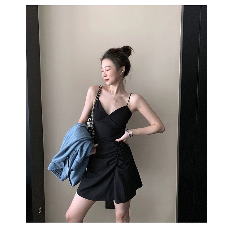 Váy 2 dây body đen nhún eo sexy chất liệu mềm mại | BigBuy360 - bigbuy360.vn