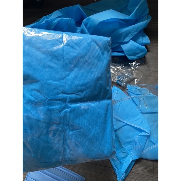 Bộ đồ y tế bảo hộ 7 món kèm kính có tấm chắn | BigBuy360 - bigbuy360.vn