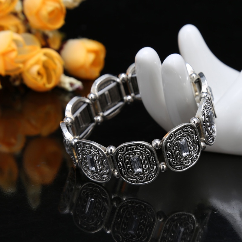 Vòng Tay Hoa Phong Cách Bohomian Cho Nữ