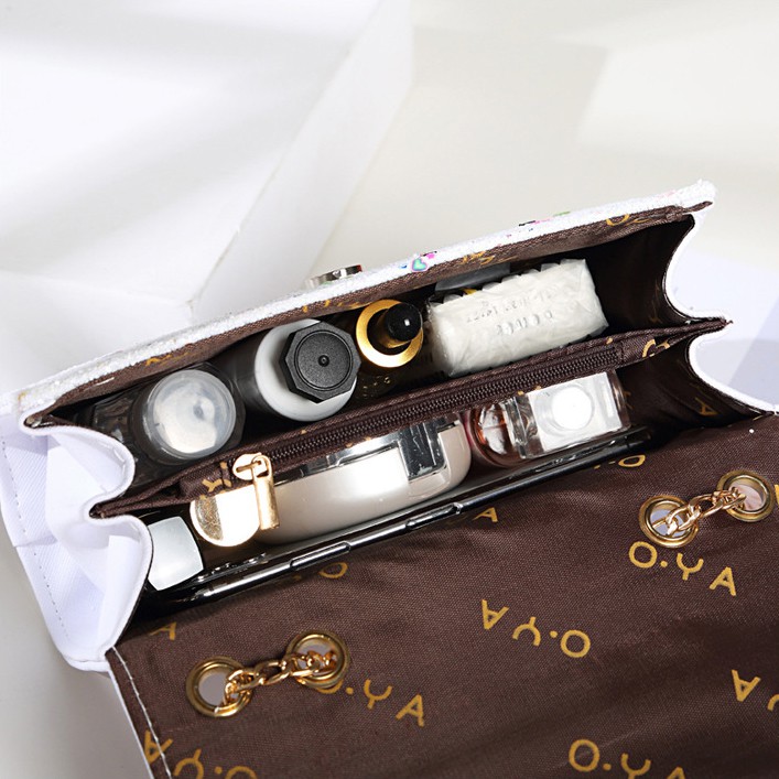 Túi Đeo Chéo Nữ Da Mềm Dễ Thương Khóa Gài T31 Trắng