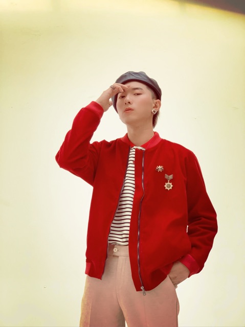 Áo khoác bomber đỏ nhung like new 99%