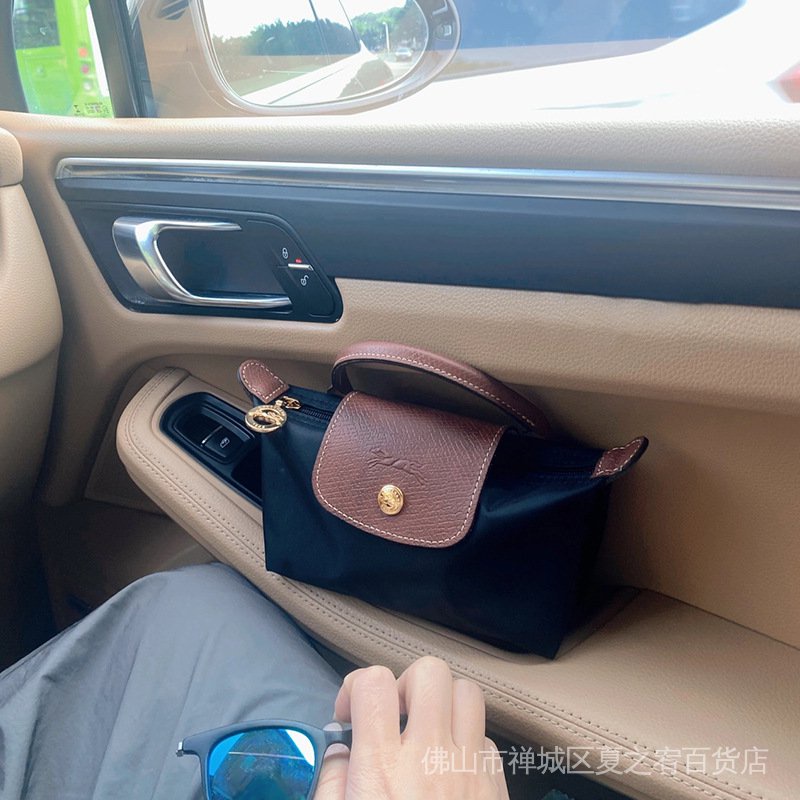 Túi Đựng Điện Thoại / Mỹ Phẩm / Bánh Bao mini Khô Yi Tay Cầm Đơn Cho Nữ