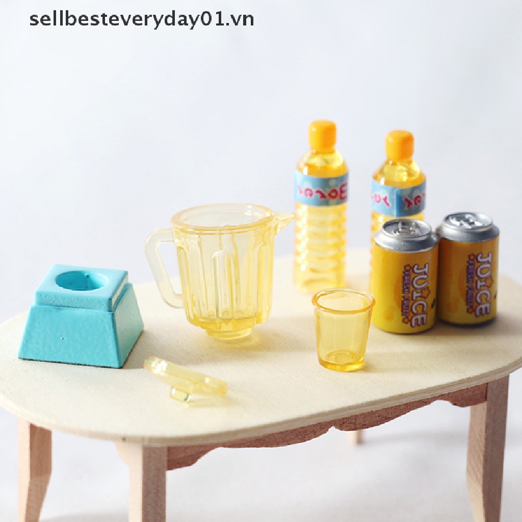 Set 6 Mô Hình Chai Nước Ép Mini Tỉ Lệ 1 / 12 Dùng Để Trang Trí Nhà Búp Bê