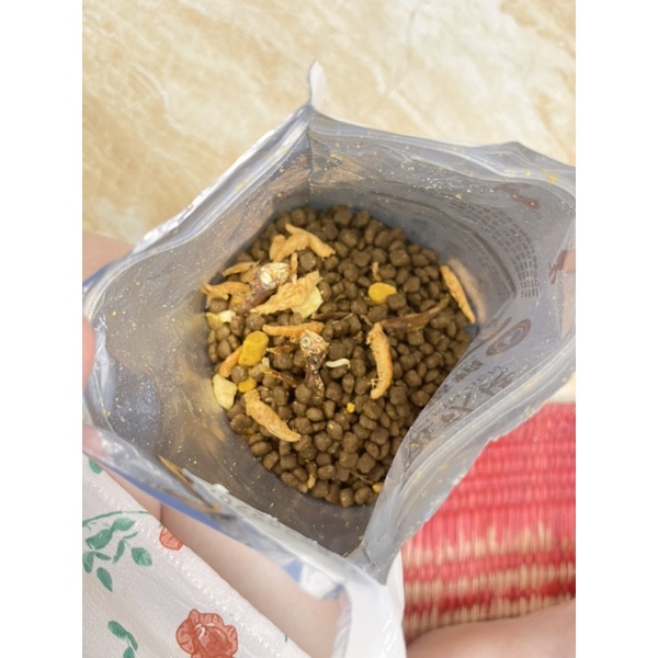Hạt Captian Ben 500g bổ sung dinh dưỡng mix cùng 5 loại đông khô : gà viên, cá , trứng , tôm , vịt