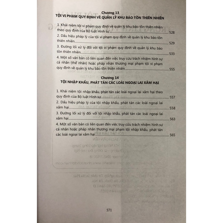Sách Bình luận các tội phạm trong lĩnh vực môi trường