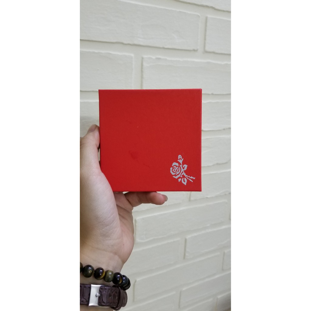 Giao siêu nhanh - Combo 50 hộp hoa hồng đựng chuỗi đá size 9x9x2cm | BigBuy360 - bigbuy360.vn