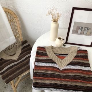 Áo len cổ tim form rộng vintage