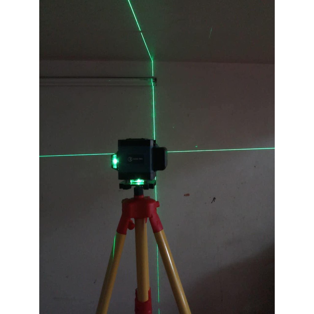 Máy laser cân mực bắn cốt MAKITA 12 tia xanh laze có điều khiển, kính, sạc, chân đế máy, hộp nhựa