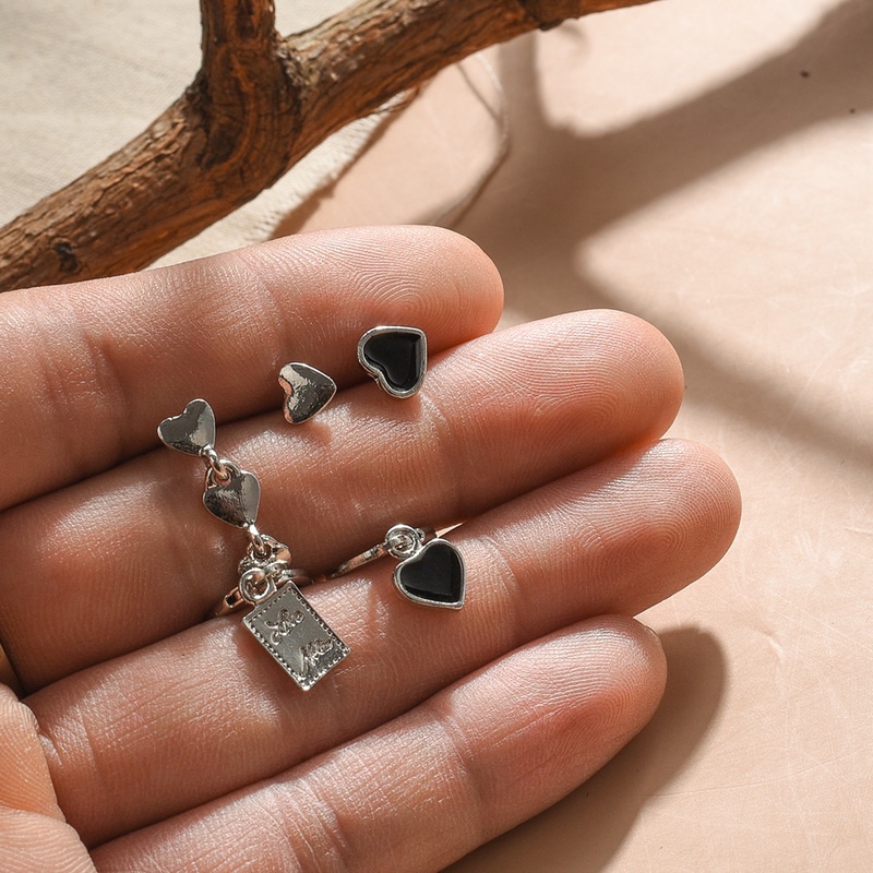 Khuyên Tai Hình Trái Tim Phong Cách Hàn Quốc Đơn Giản Cho Nữ